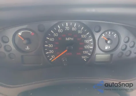 2000 Ford Focus Se z USA, uszkodzony, nr VIN 1FAFP34P6YW230347